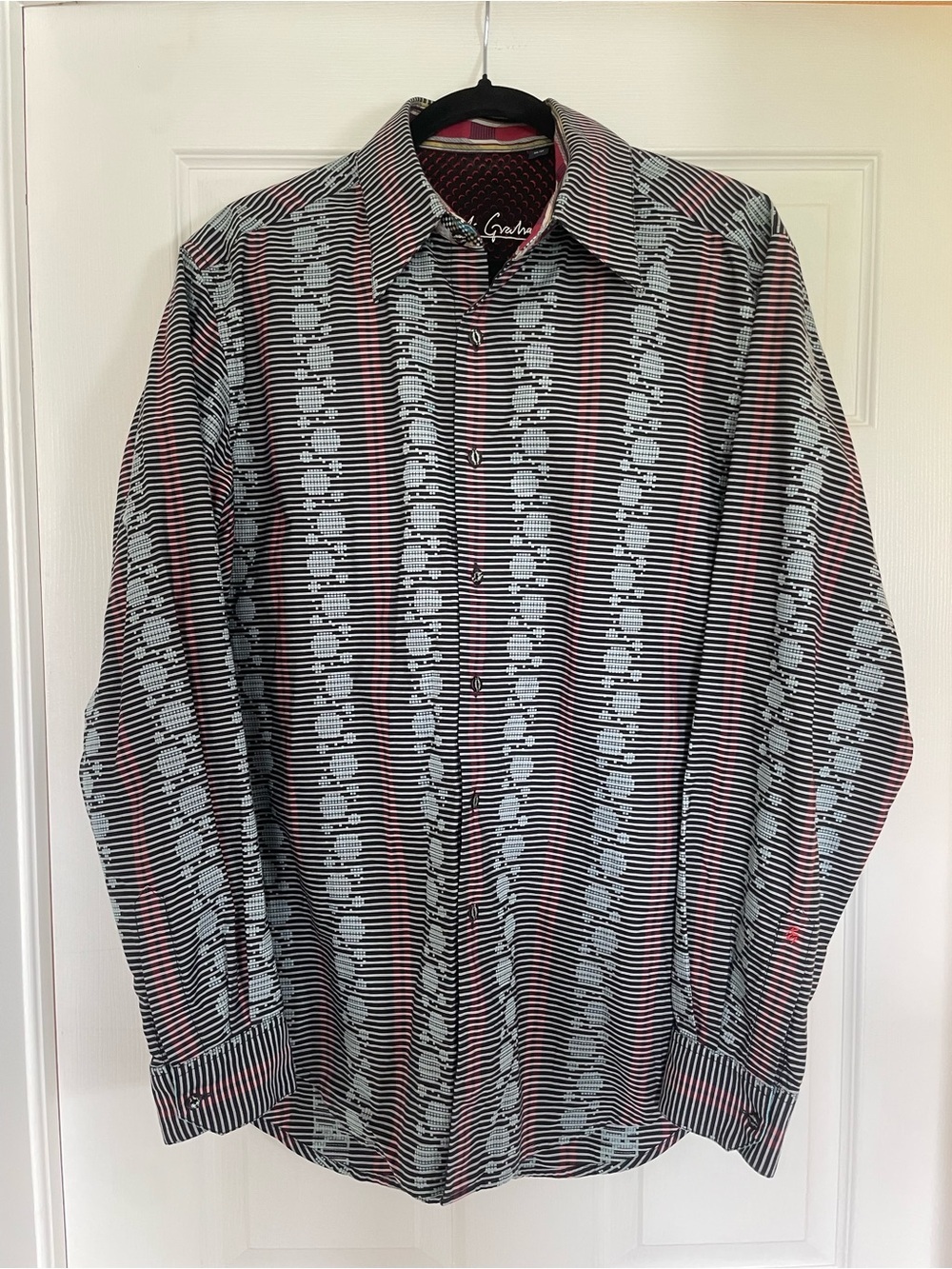 Robert Graham Black & Red Collar Shirt